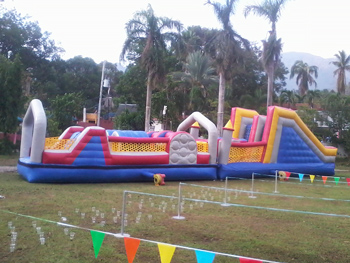 large obstacle course inflatable
